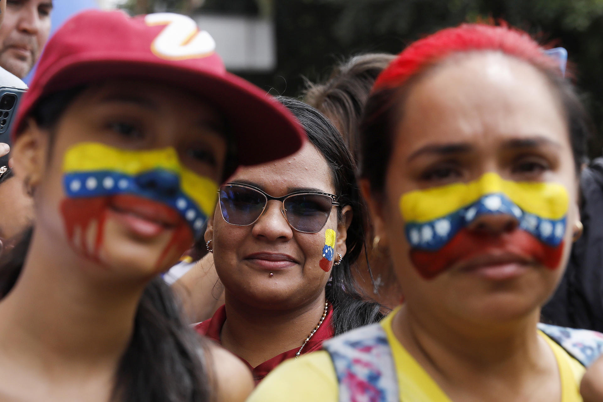 Venezolanos votan en Colombia 