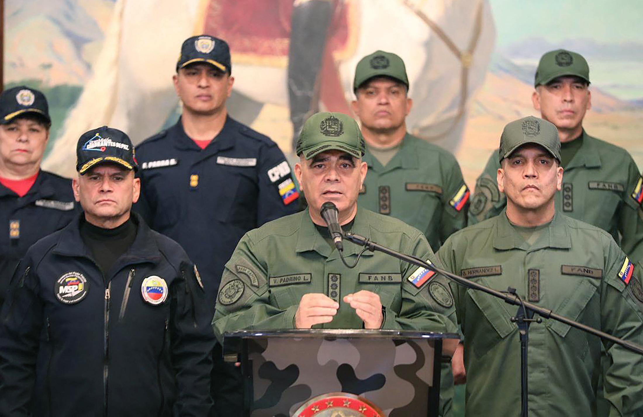 Fuerzas Armadas cierran filas con dictador Nicolás Maduro. (AFP)