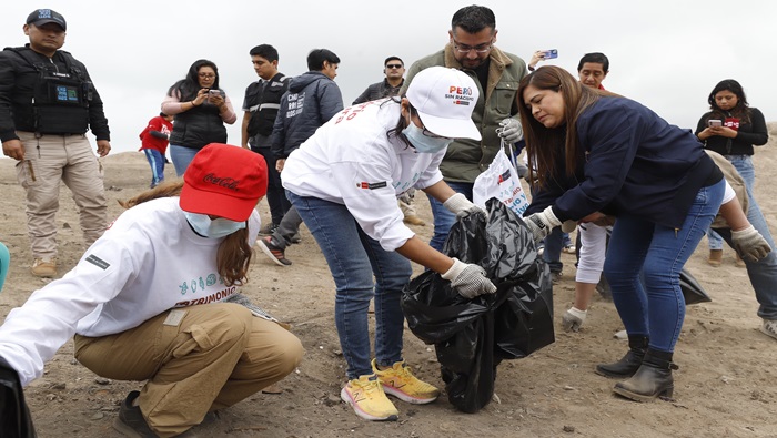 Recolectan más de 220 bolsas de residuos en jornada de limpieza en la Zona Arqueológica Armatambo – Morro Solar 