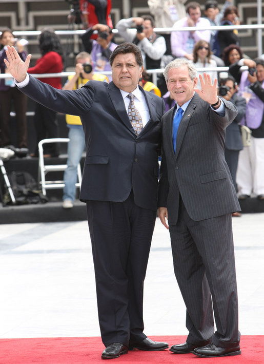 Alan García recibe a George Bush. (Foto: White House / Chris Greenberg)