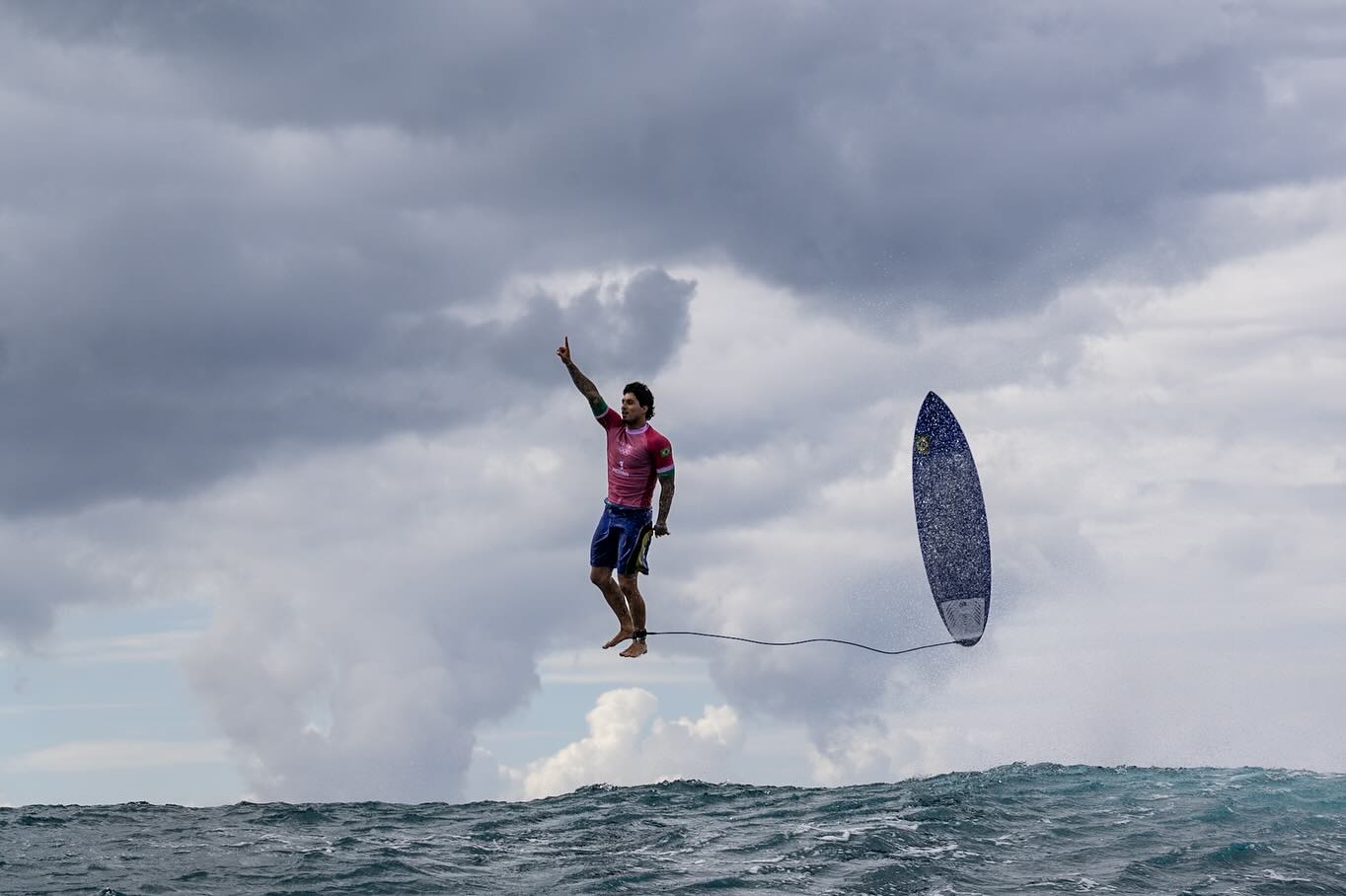 Surfista brasileño Gabriel Medina