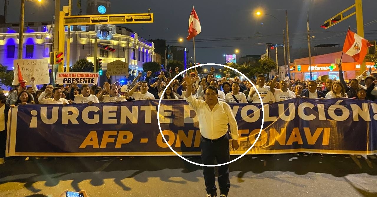 José Luna de Podemos en campaña.