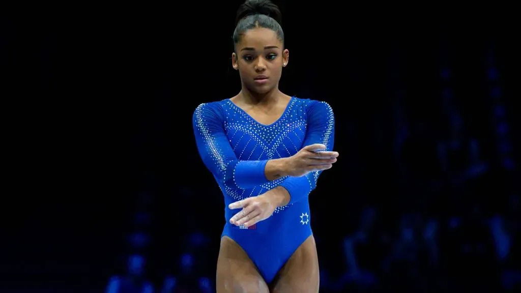 Melanie de Jesús (24), francesa, gimnasia artística