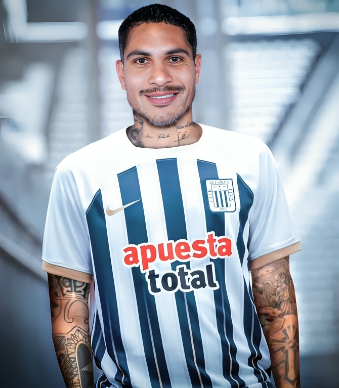 Paolo Guerrero con camiseta de Alianza Lima 2024 (Diseño: Difusión).