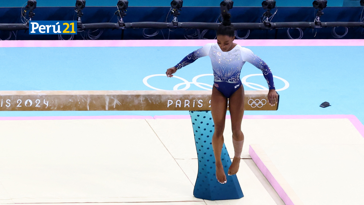 Simone Biles y una caída inesperada que le costó una medalla en París 2024.