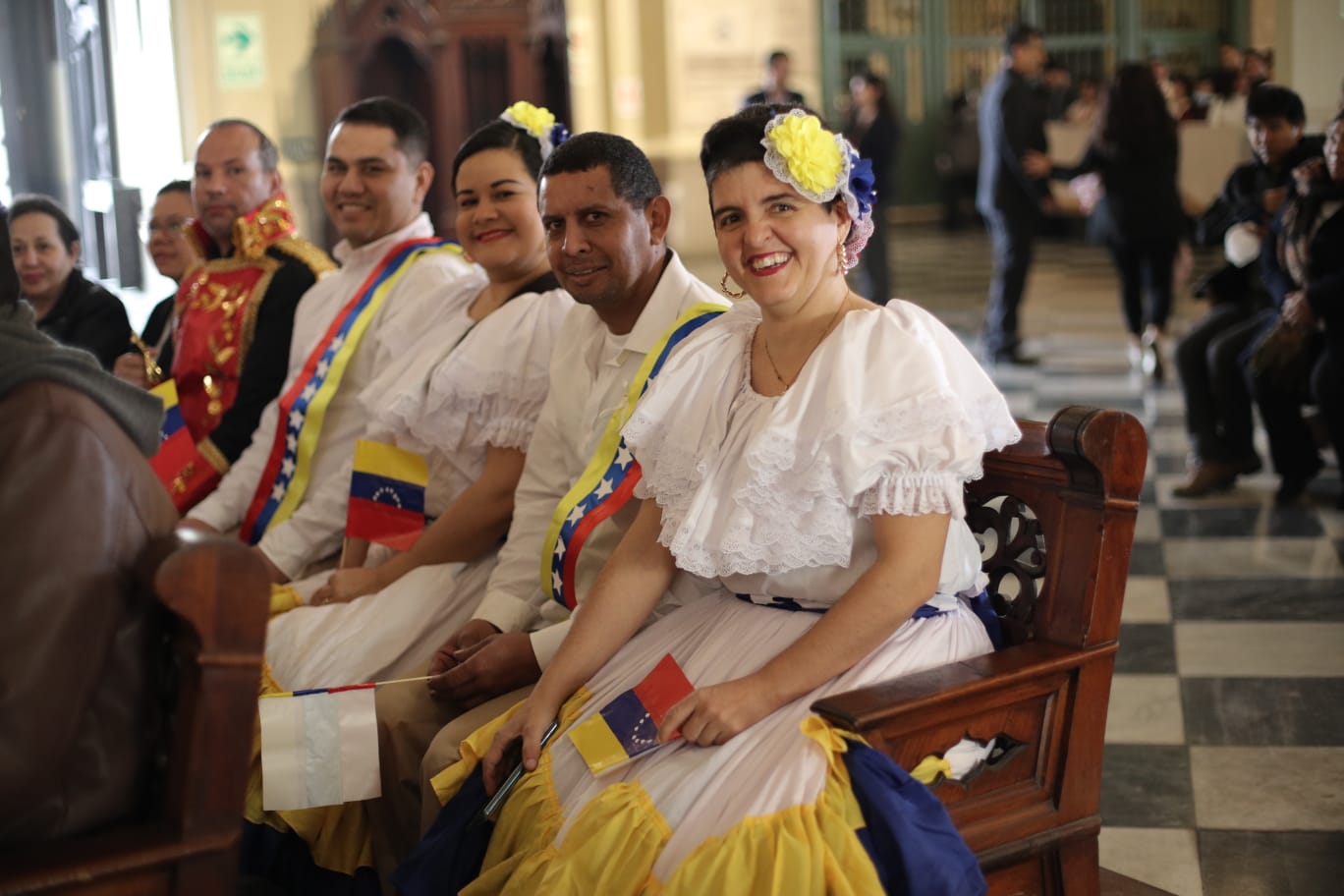 Misa por Venezuela en la catedral de Lima. Fotos: Anthony Niño de Guzmán  / @photo.gec
