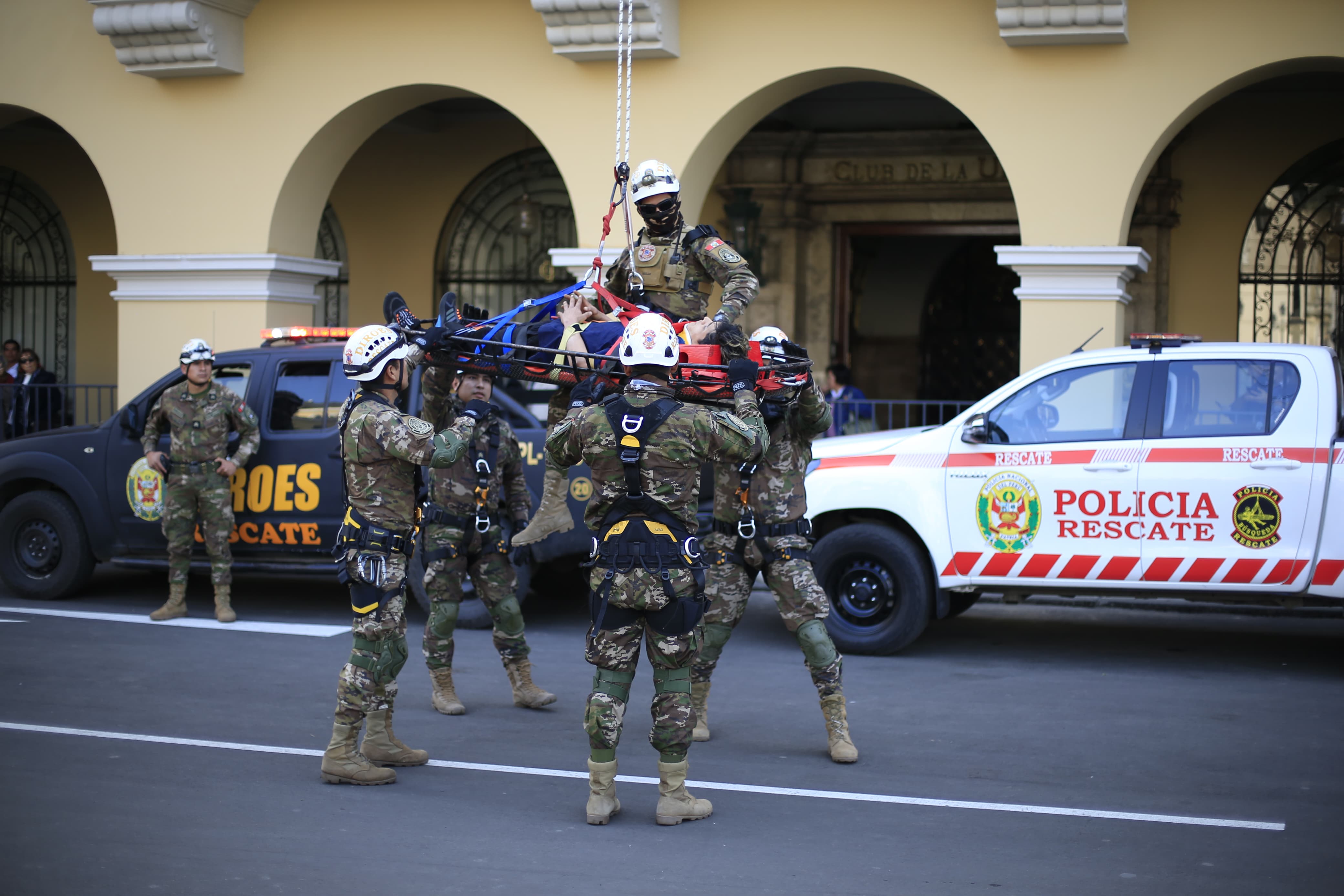 Simulacro de sismo. (Foto: César Bueno @photo.gec)