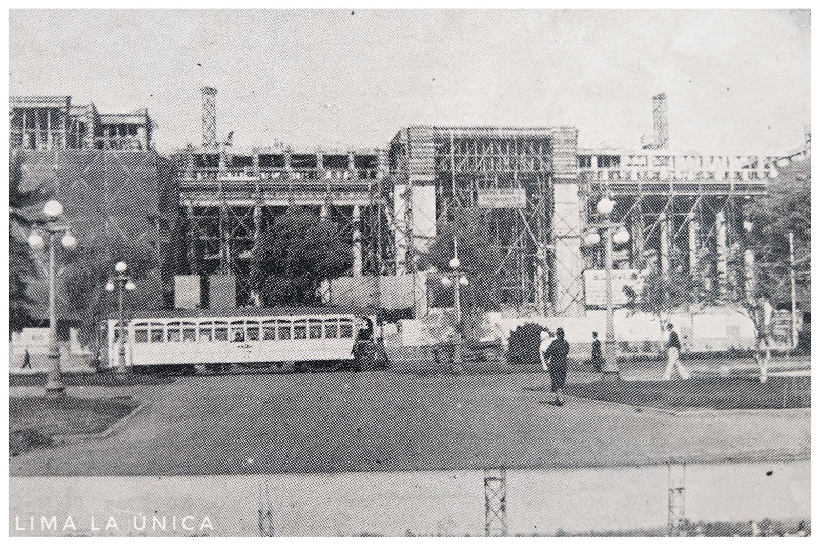 Palacio nacional de Justicia. Reconocido como Patrimonio Cultural de la Nación desde 1990, esta joya arquitectónica tiene 85 años. Es obra del arquitecto polaco Bruno Paprowsky.