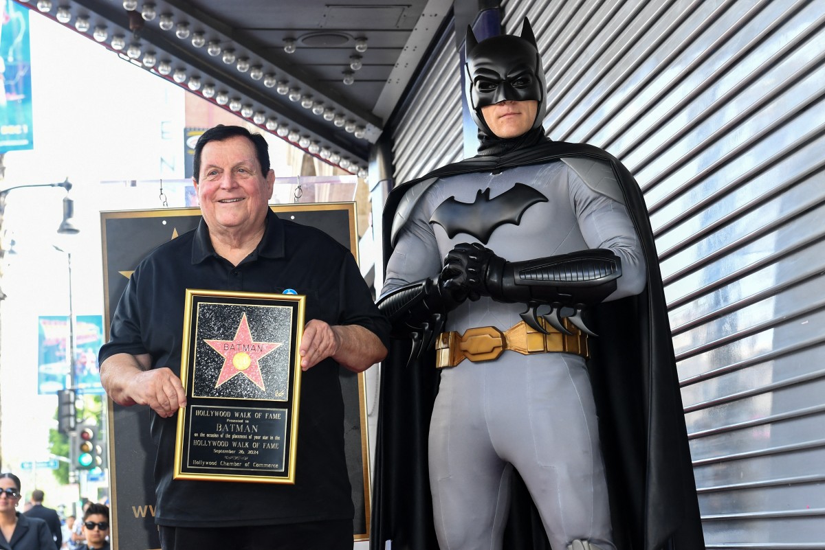 Batman recibió su estrella en el Paseo de la Fama de Hollywood.