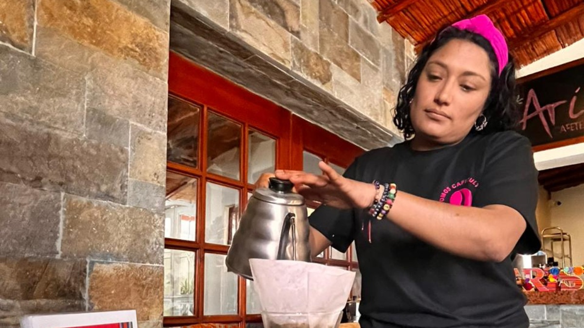 Johanna Paternina es caficultura de Quillabamba, Cusco, y es la creadora de la cafetería Arisumak.