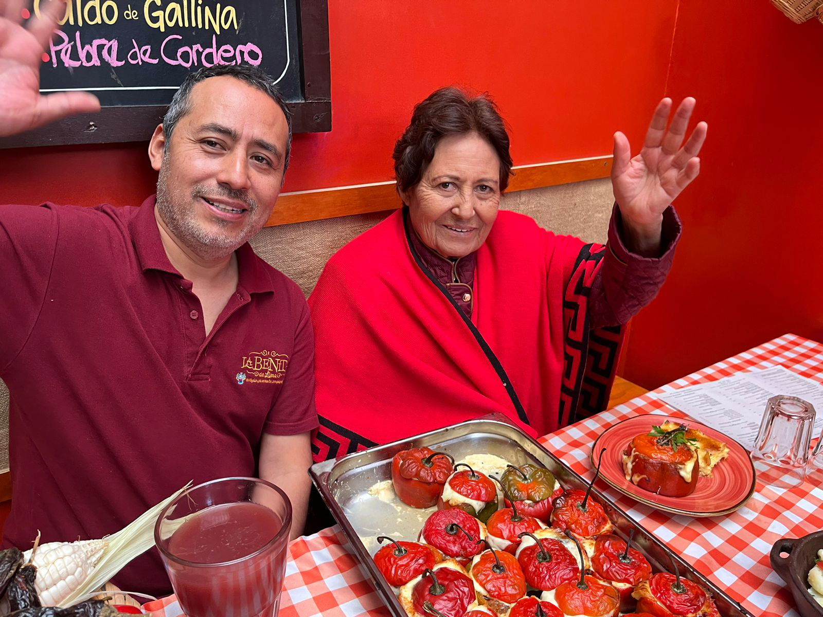 Denis y su madre Benita. 