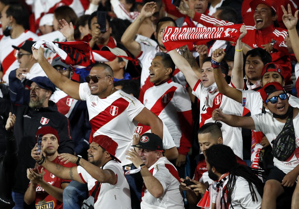 Hinchas de Perú en las Eliminatorias