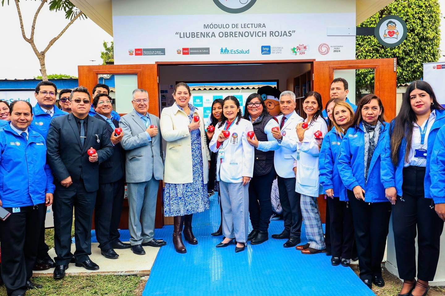 Apertura de servicio bibliotecario