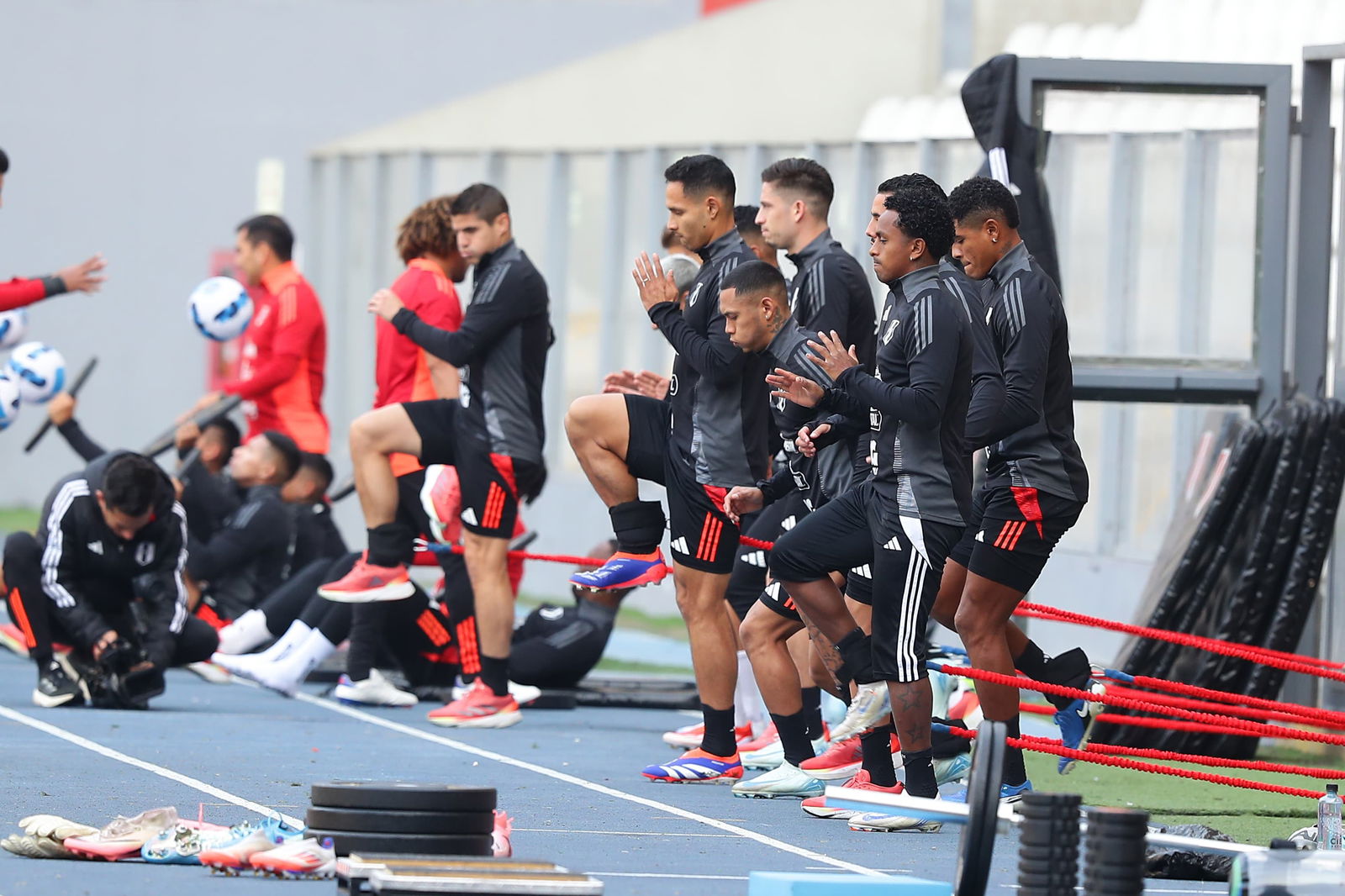 Así entrenó la selección peruana previo a su duelo ante Ecuador en Quito