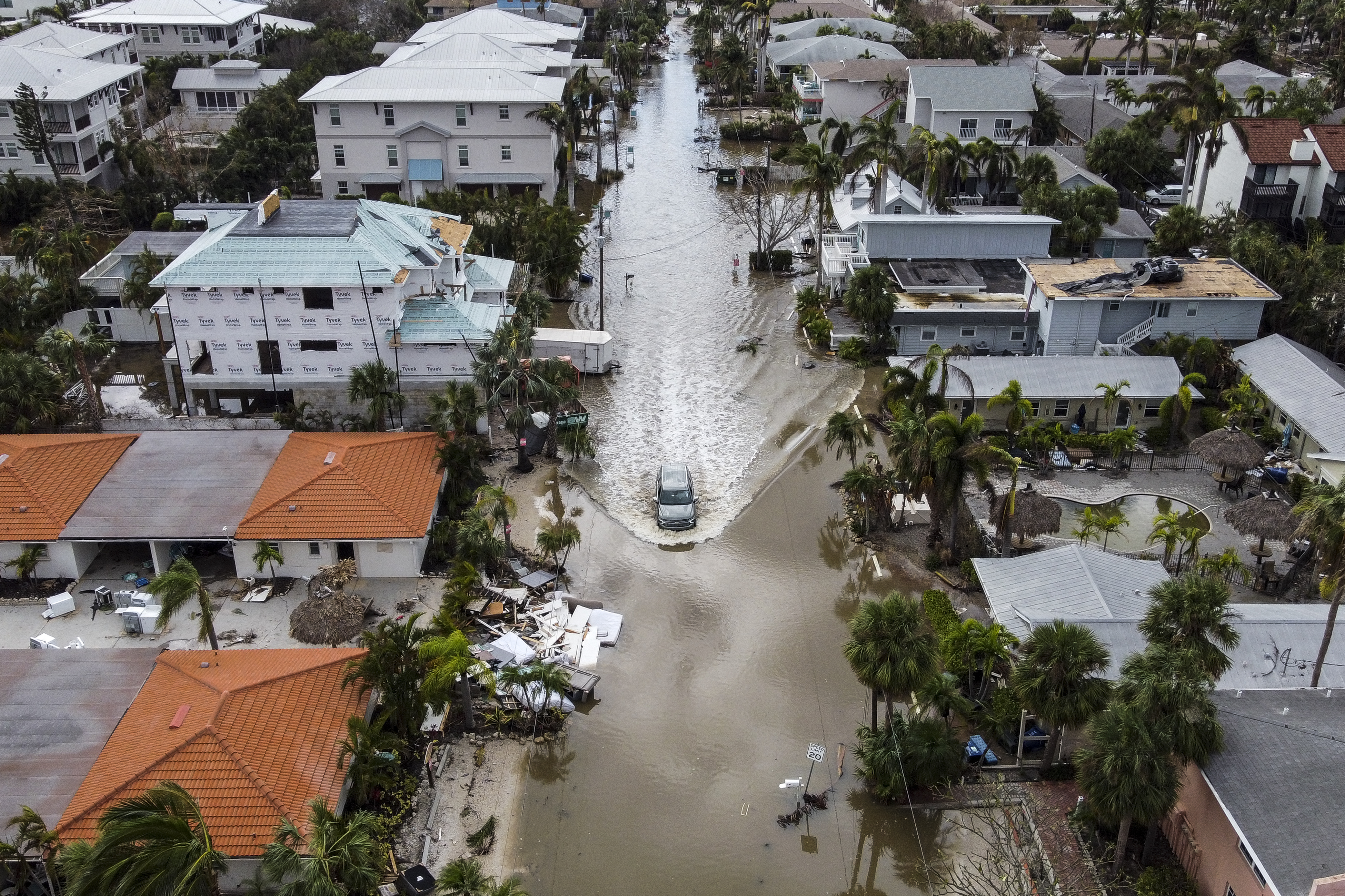 Destrucción dejada por el huracán Milton en Florida. (AFP)