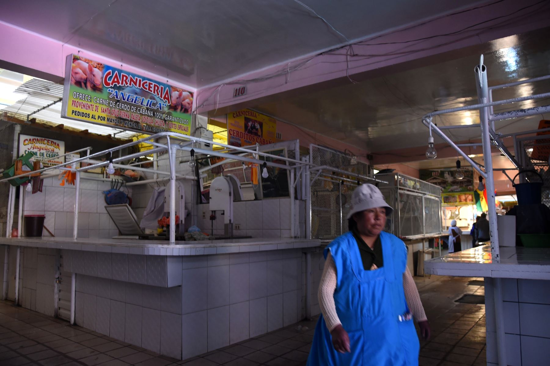 Comerciantes bolivianos culpan al Perú por escasez de carnes y huevo