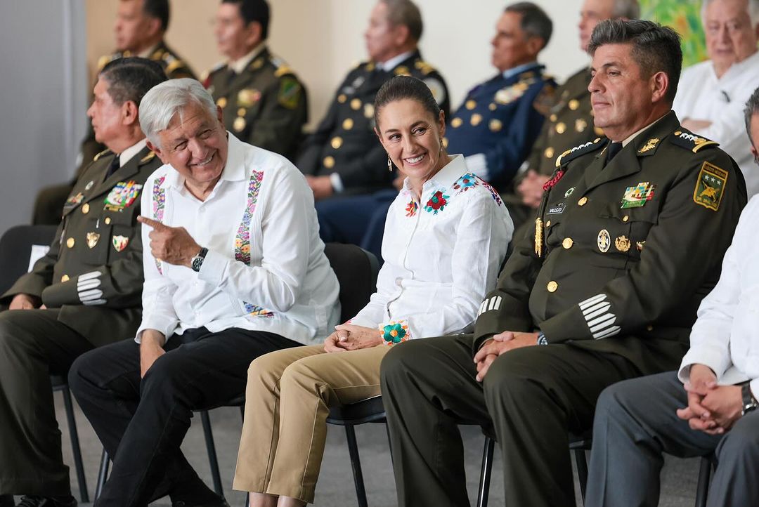 México se alista este martes para recibir a su primera presidenta en los 200 años de independencia del país.