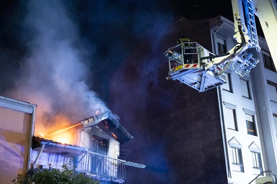 Explosión de gas en edificio en Santander España