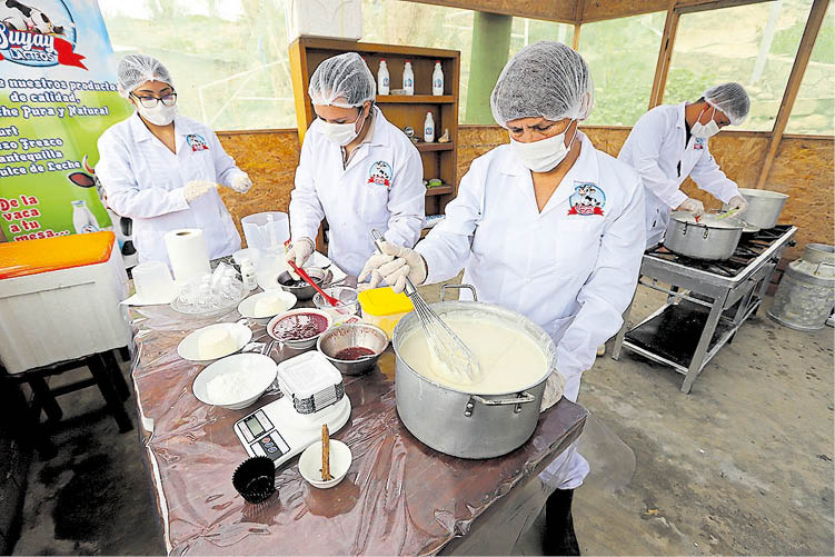 Suyay Lácteos es una empresa de productos y derivados de la leche. Integra a 11 ganaderos de Chancay.