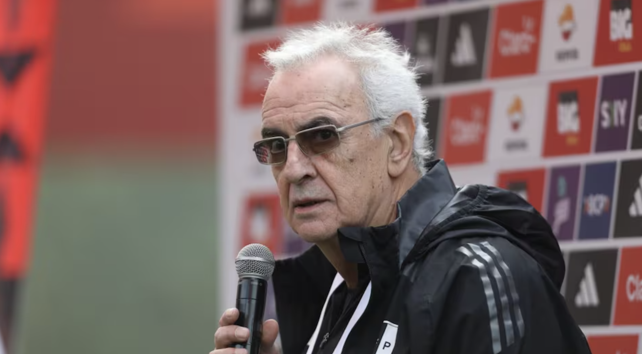 Fossati faces a key challenge with the Peruvian National Team against Uruguay and Brazil.