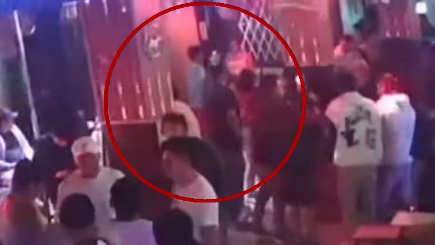 MATAN DE BALAZO en la cabeza a joven de 20 años en discoteca El Búnker