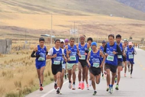 Apurimeño y Huancavelicana ganan la maratón más alta del mundo