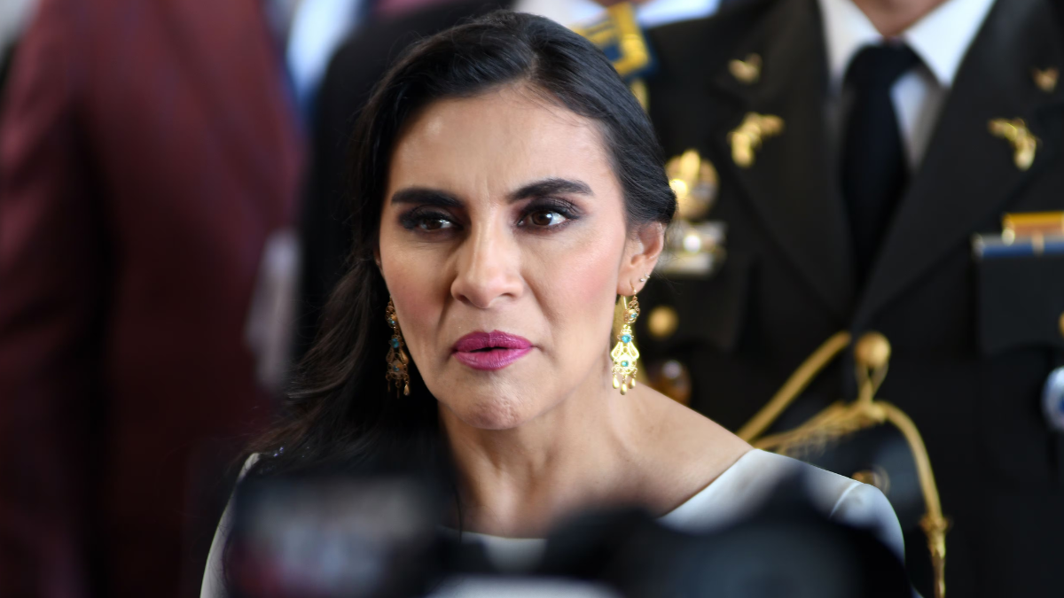 La vicepresidenta Verónica Abad y el presidente de Ecuador mantienen una tensa relación.