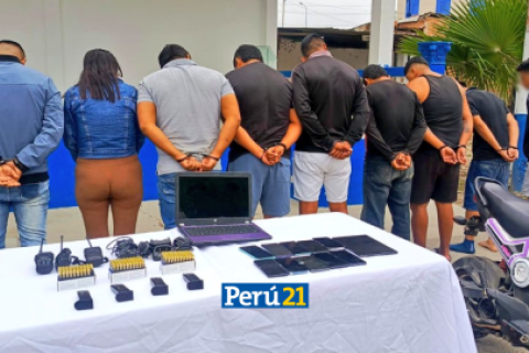 policías peruanos capturados