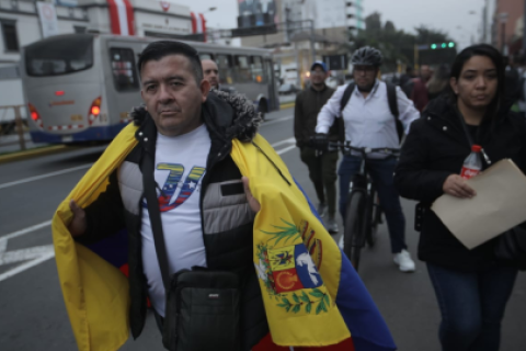 Venezolanos en Lima protestan