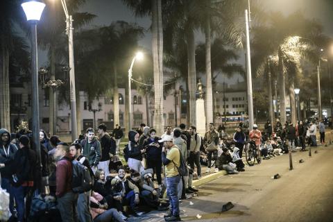 ACTO. Extranjeros hicieron guardia en exteriores de embajada.