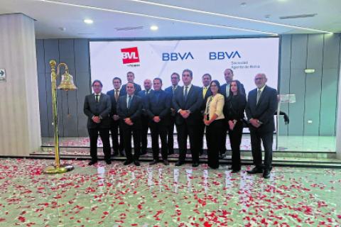 BBVA toca tradicional campanazo en la BVL