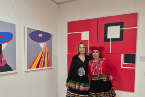 ‘Patica’ Jenkins, destacada representante del arte concreto contemporáneo, ha participado en diferentes exposiciones pictóricas en Lima, Buenos Aires, Madrid, Nueva York y ahora, por primera vez, en Berlín.