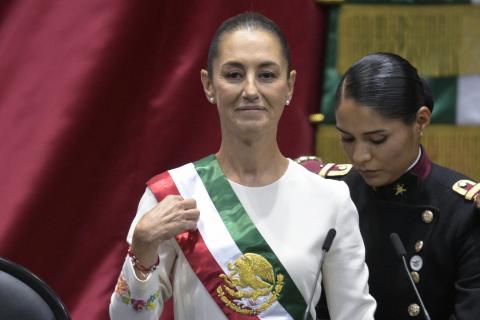 Claudia Sheinbaum jura como primera presidenta de México