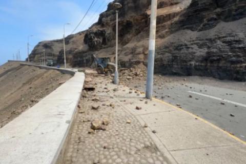 Cierran parcialmente el acceso a playa La Herradura.