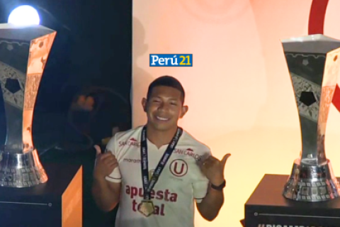 Edison Flores se despide de la 'U' con dos títulos nacionales