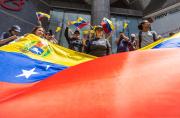 Venezolanos protestan. 