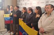 Representantes de ONG venenezolanas se reunieron con el presidente y la vicepresidenta del Congreso. (Foto: Juan C. Chamorro/Perú21)