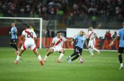 Perú y Uruguay disputará la jornada 9 de las Eliminatorias (Foto AFP).